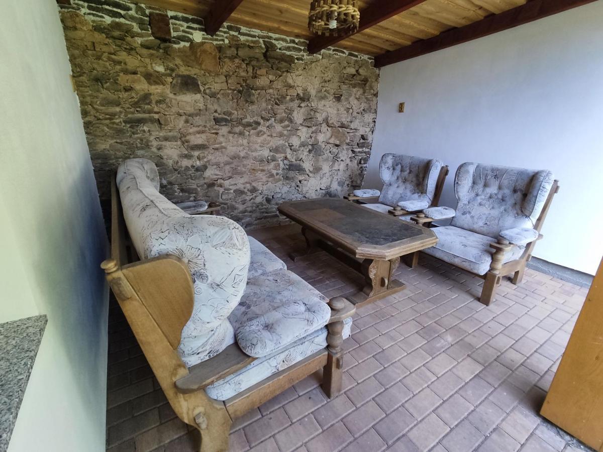 Apartman Utvina Buitenkant foto