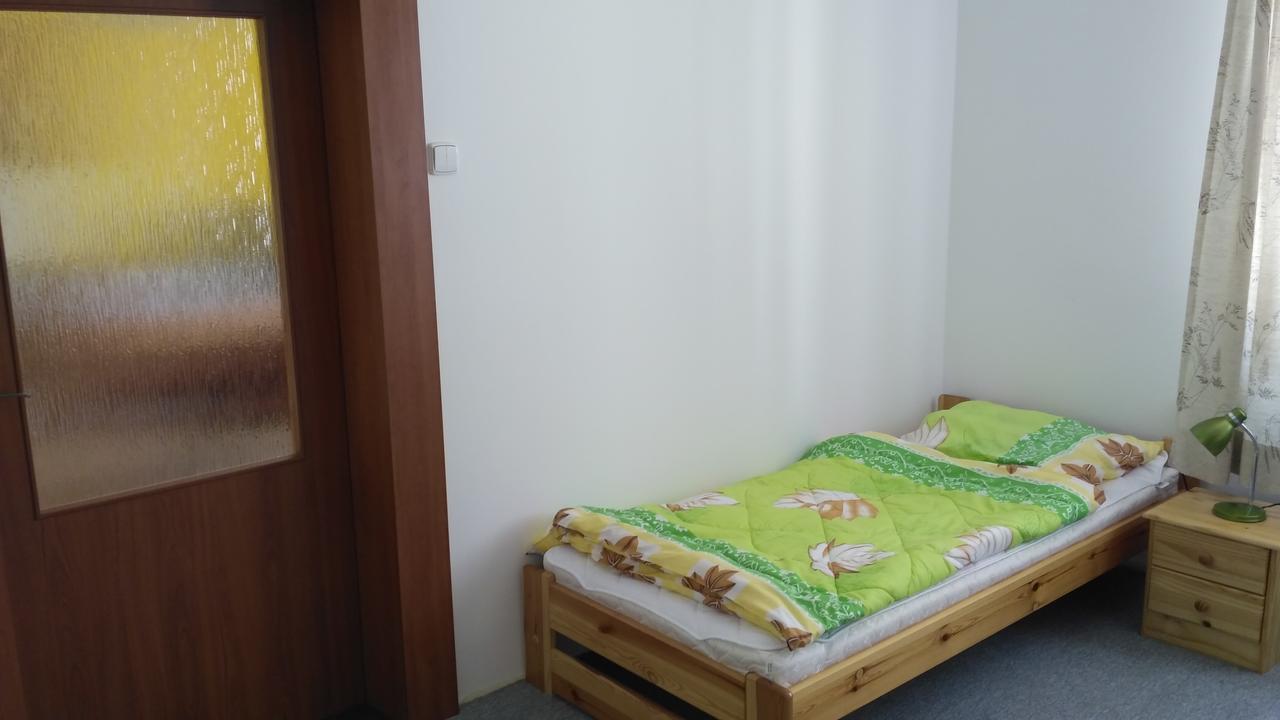 Apartman Utvina Buitenkant foto